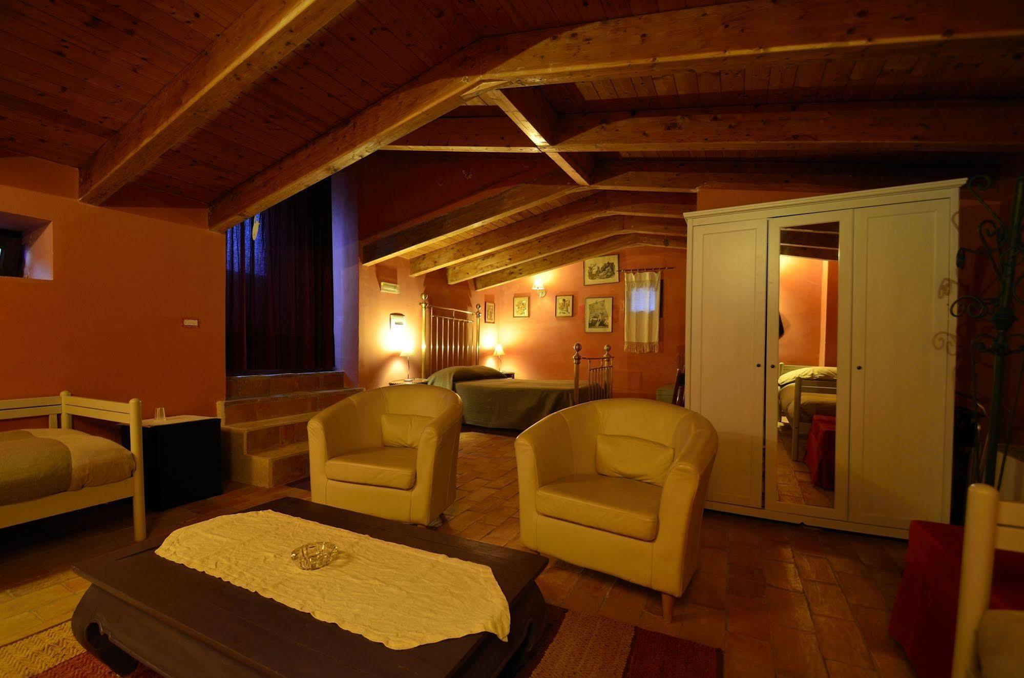 Manouche Osteria B&B San Leucio Exteriér fotografie